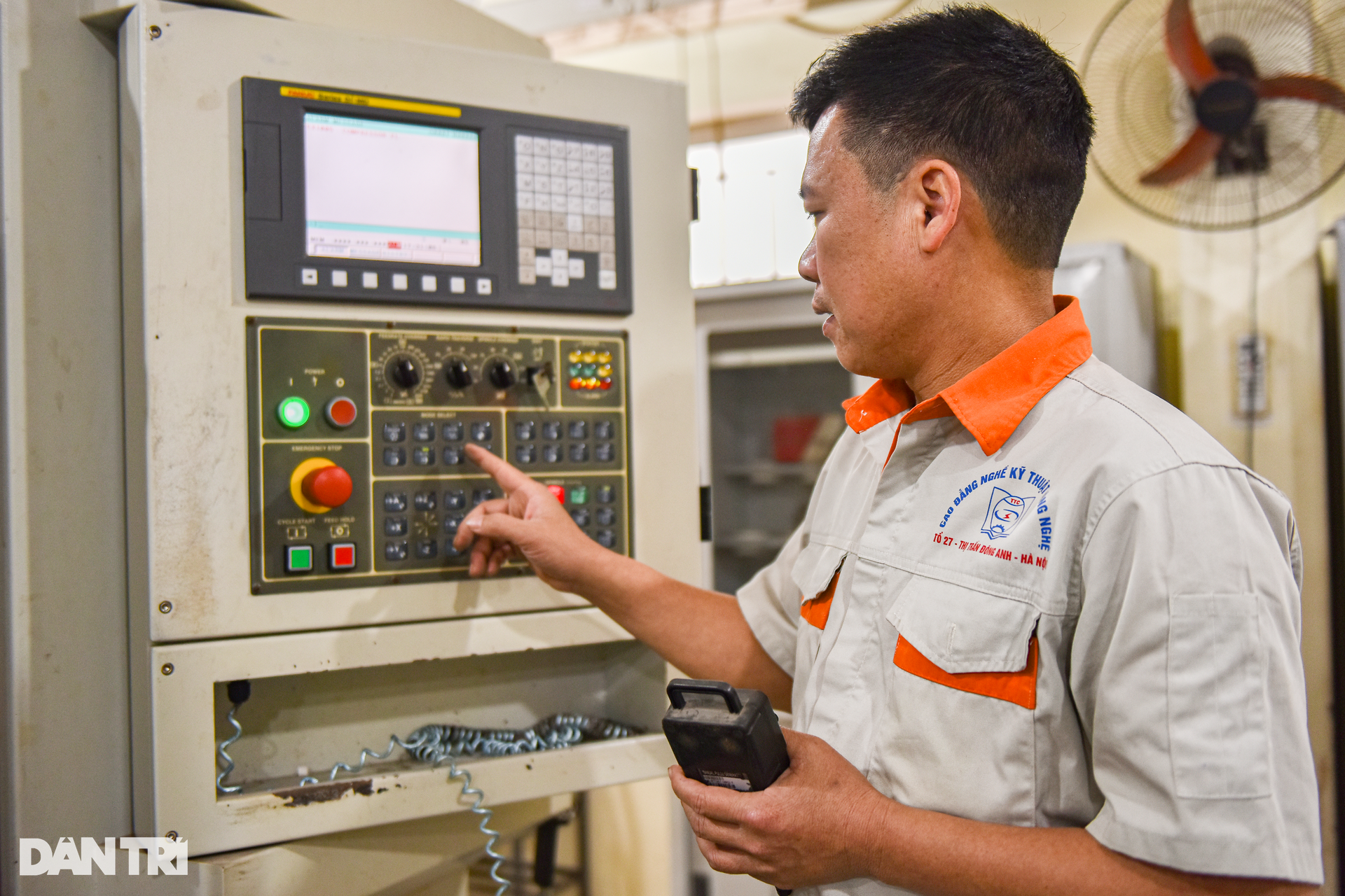 Xưởng thực hành hiện đại của nghề lương 20 triệu đồng nhưng thiếu người học - 6 Xưởng thực hành hiện đại của nghề lương 20 triệu đồng nhưng thiếu người học - 6