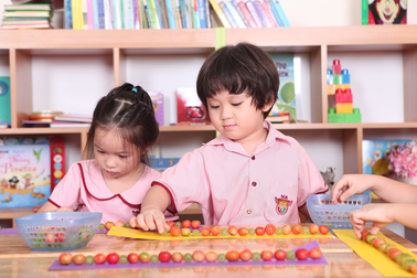 Giáo dục đầu đời: Học lý thú, chơi bổ ích