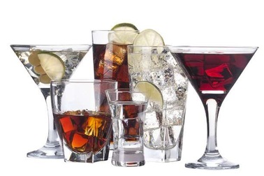 9 thực phẩm khiến cơ thể mất nước