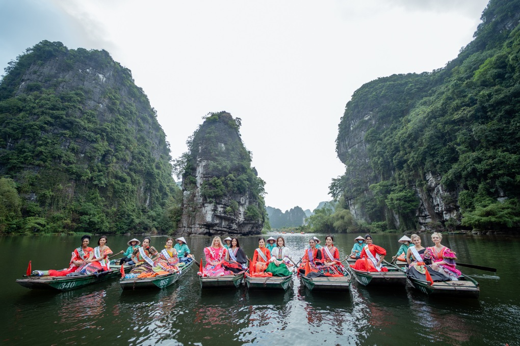 Hoa hậu Khánh Ngân làm giám khảo Hoa hậu Du lịch thế giới 2022 - 3 Hoa hậu Khánh Ngân làm giám khảo Hoa hậu Du lịch thế giới 2022 - 3
