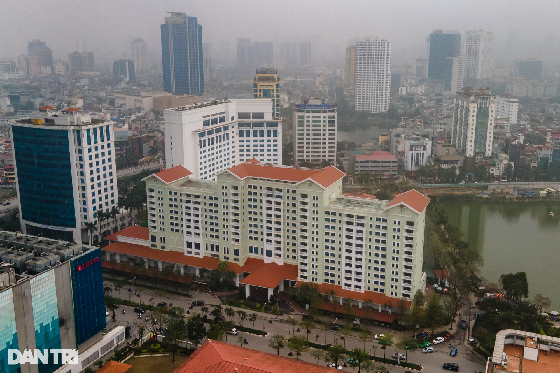 Tòa cao ốc bà Trương Mỹ Lan rao bán giá 1 tỷ USD ở Hà Nội - 14 Tòa cao ốc bà Trương Mỹ Lan rao bán giá 1 tỷ USD ở Hà Nội - 14