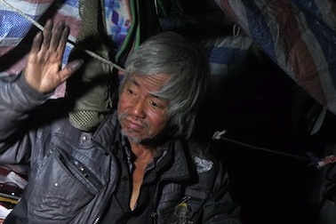 Những người lang thang, sống như “người rừng” bên sông Tô Lịch