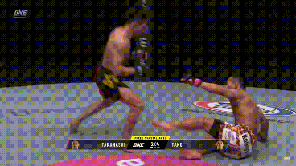 Chiến binh Rồng knock-out võ sĩ Nhật Bản, chờ Thành Lê - 2 Chiến binh Rồng knock-out võ sĩ Nhật Bản, chờ Thành Lê - 2