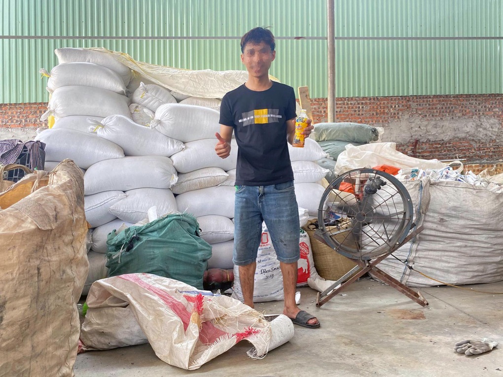 Giải khát ngày hè, khách hàng tại Hưng Yên trúng 100 triệu đồng - 1 Giải khát ngày hè, khách hàng tại Hưng Yên trúng 100 triệu đồng - 1