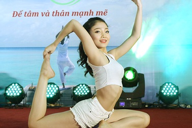 Chuyện buổi dạy đầu tiên của người đẹp yoga Hải Phòng