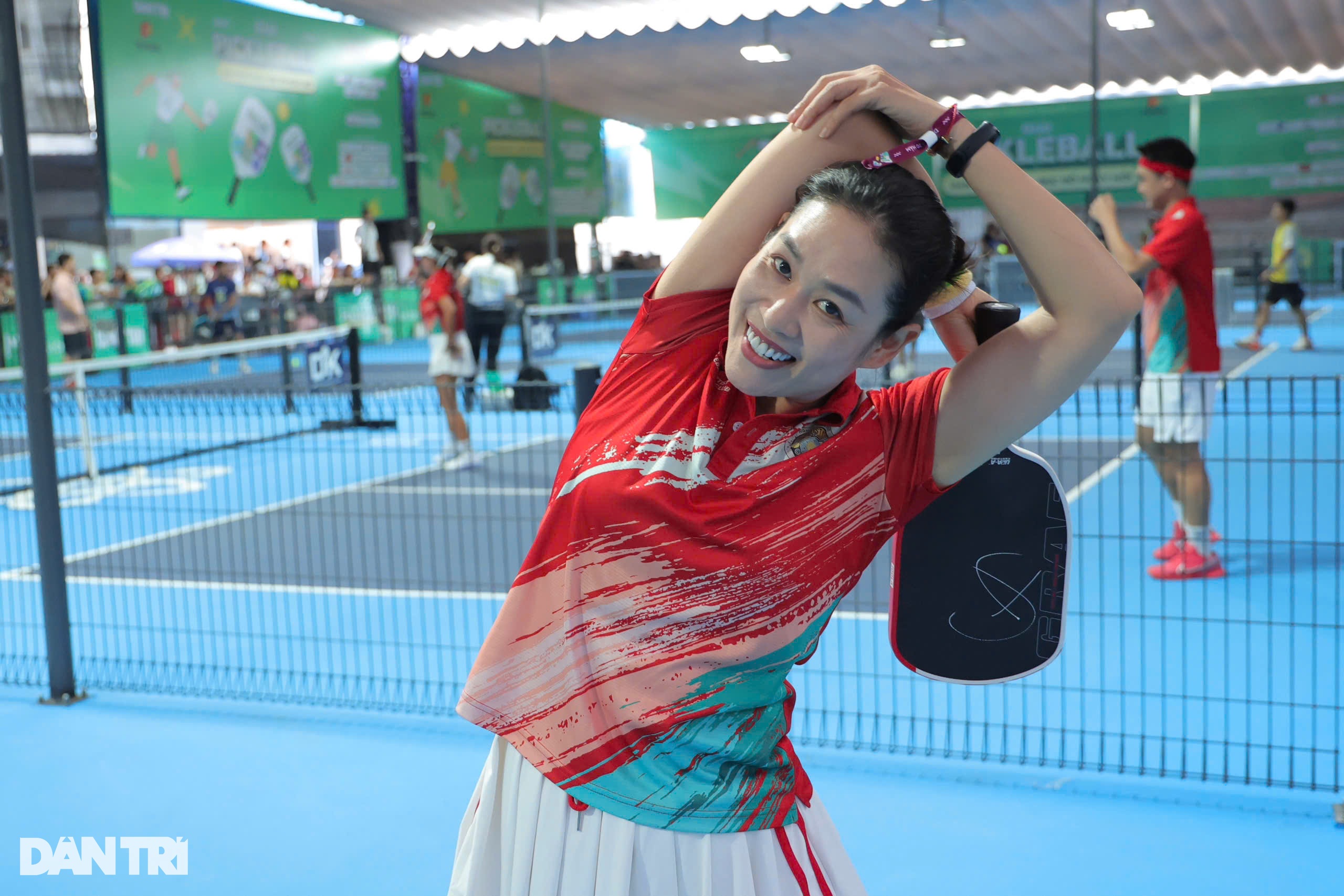 Hà Hương “Phía trước là bầu trời” được chồng ủng hộ, tự tin chơi pickleball