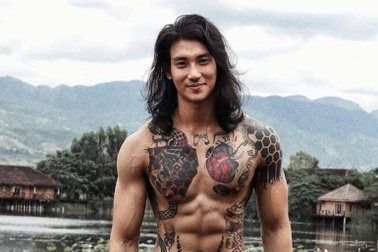 Mỹ nam điển trai nhất thế giới năm 2021 lộ diện sau khi ra tù