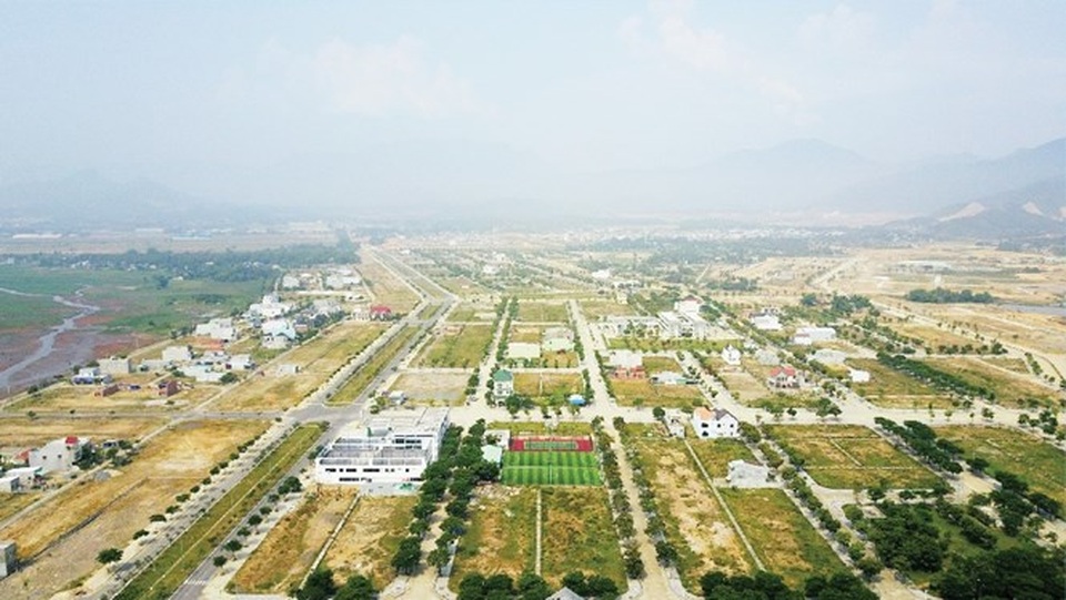 Xem xét phê duyệt chuyển quyền các lô đất thuộc Khu B, C dự án Golden Hills City - 1 Xem xét phê duyệt chuyển quyền các lô đất thuộc Khu B, C dự án Golden Hills City - 1