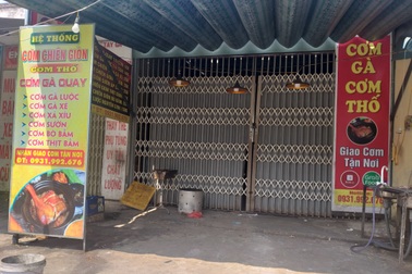 Hàng quán vẫn còn "ăn Tết", dân văn phòng vất vả tìm chỗ ăn trưa