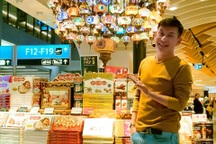 Khách Việt choáng ngợp sân bay 12 tỷ USD lớn nhất thế giới