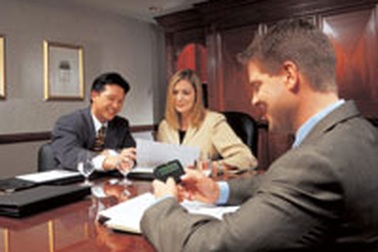 Hiểu sếp qua ngôn ngữ cơ thể 