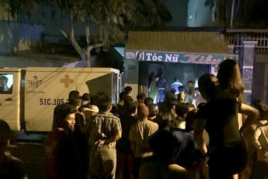 Cháy tiệm cắt tóc, đôi nam nữ tử vong