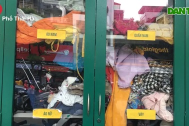 Hà Nội: Xuất hiện nhiều tủ quần áo 0 đồng dành cho người nghèo