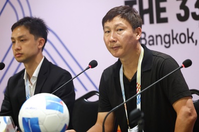 HLV Kim Sang Sik chia sẻ về thẻ vàng giúp U22 Việt Nam có được bàn thắng