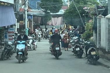 Vợ tử vong, chồng nguy kịch nghi do tự thiêu bằng xăng