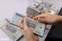 Công chức cấp xã được bảo lưu chế độ bồi dưỡng 6 tháng sau sáp nhập không?