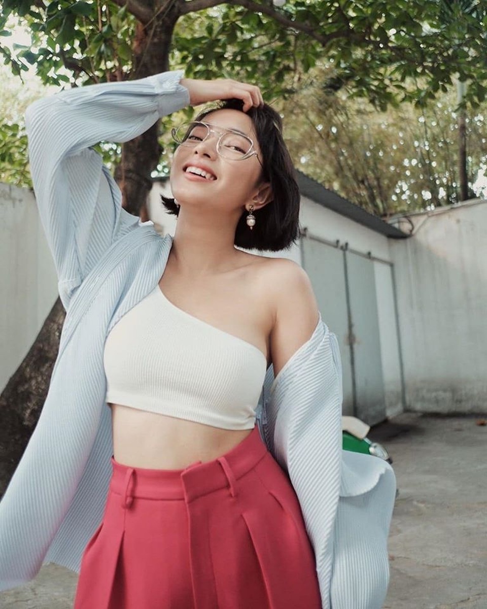 Đọ nhan sắc “ái nữ hàng hiệu” Tiên Nguyễn và hot girl Châu Bùi hậu cách ly - 18 Đọ nhan sắc “ái nữ hàng hiệu” Tiên Nguyễn và hot girl Châu Bùi hậu cách ly - 18