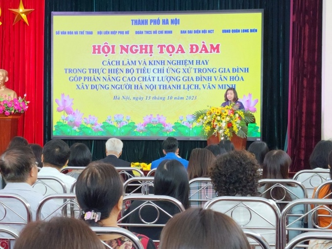 Bà Lê Thị Thiên Hương, Phó Chủ tịch Hội LHPN Hà Nội khẳng định việc thực hiện Bộ Tiêu chí đã góp phần thay đổi đáng kể đời sống văn hóa ở Thủ đô