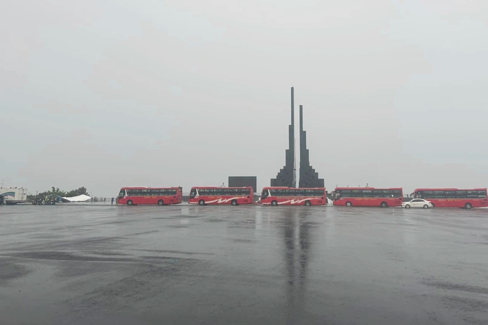 푸옌, 올해 올림피아 결승전 TV 브리지 포인트 긴급 이전 - 1 Phú Yên chuyển gấp điểm cầu truyền hình chung kết năm Olympia - 1