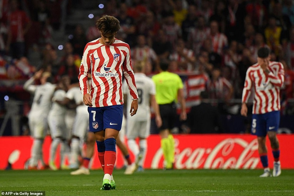 Đánh bại Atletico, Real Madrid duy trì mạch toàn thắng ở La Liga - 1 Đánh bại Atletico, Real Madrid duy trì mạch toàn thắng ở La Liga - 1