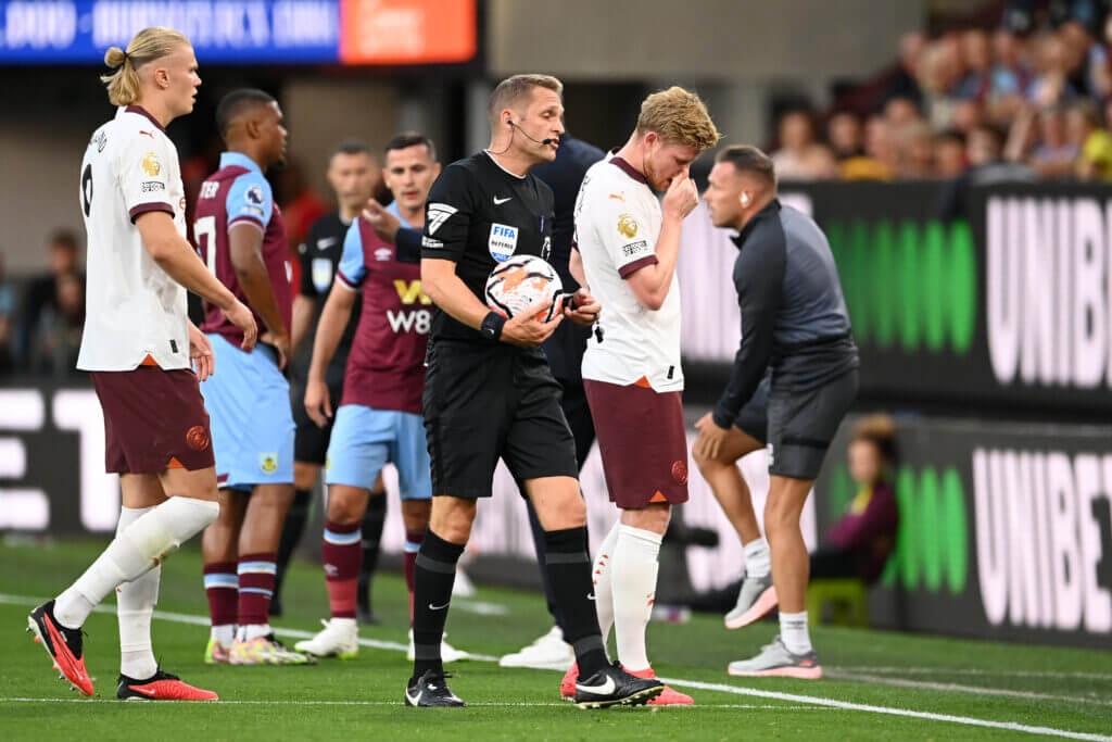 Man City 4 lần liên tiếp vô địch Premier League: Lịch sử gọi tên Guardiola - 2 Man City 4 lần liên tiếp vô địch Premier League: Lịch sử gọi tên Guardiola - 2