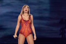 Taylor Swift sắp mang lại 1 tỷ bảng cho Anh