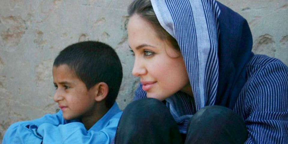 How Angelina Jolie impresses with her meaningful social activities - 2