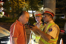 Kiểm tra gần 500 tài xế, chỉ phát hiện một người vi phạm nồng độ cồn