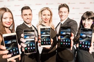 Huawei trình làng bộ đôi smartphone cao cấp với cảm biến máy ảnh 4 màu