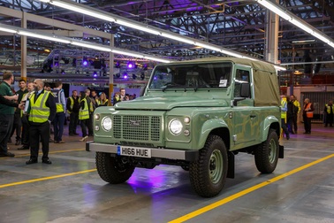 Land Rover Defender - Khép trang sử vàng