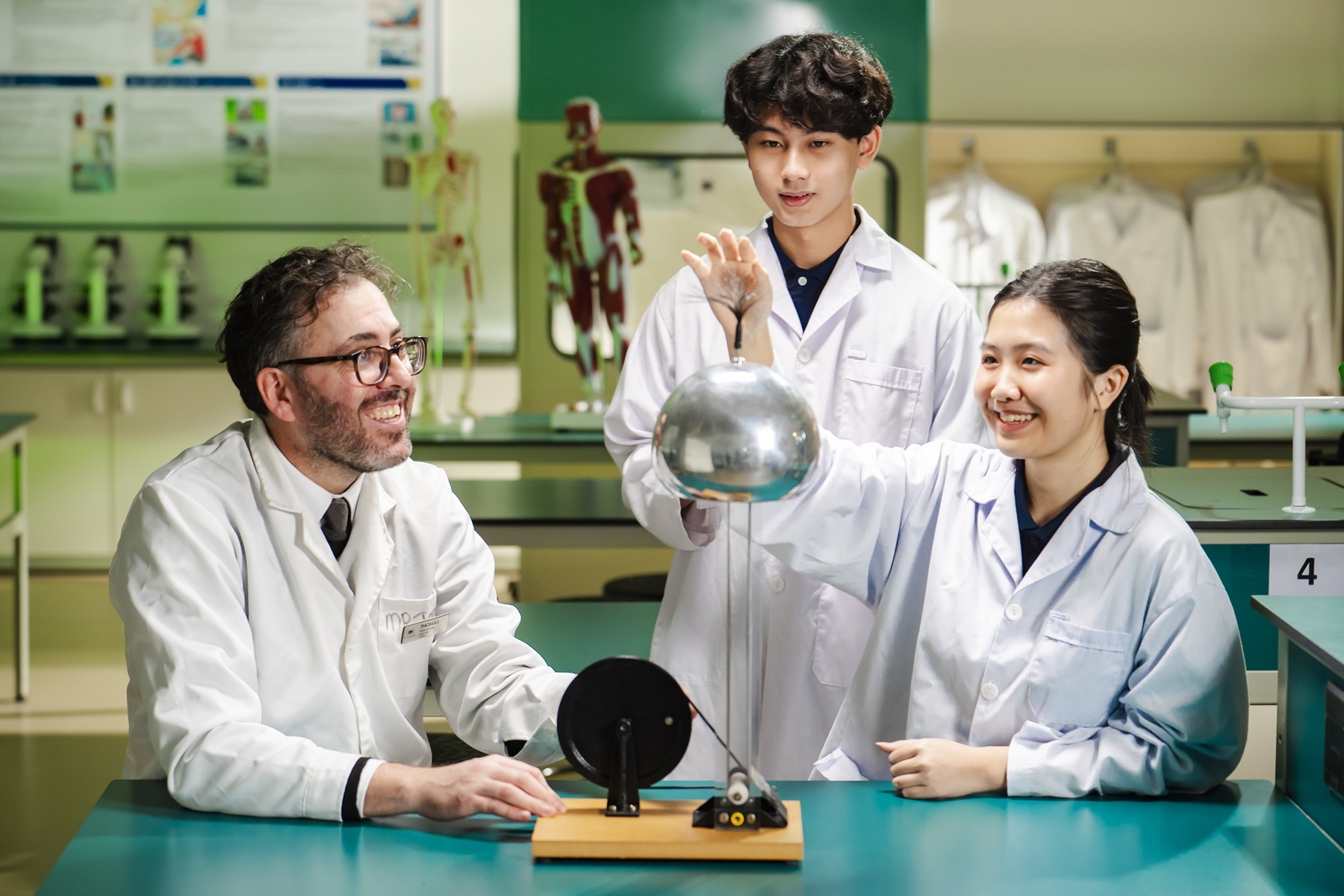 14 Vinschool öğrencisi uluslararası Cambridge sınavında yüksek puanlar elde etti - 1 14 học sinh Vinschool đạt điểm cao tại kỳ thi Cambridge quốc tế - 1