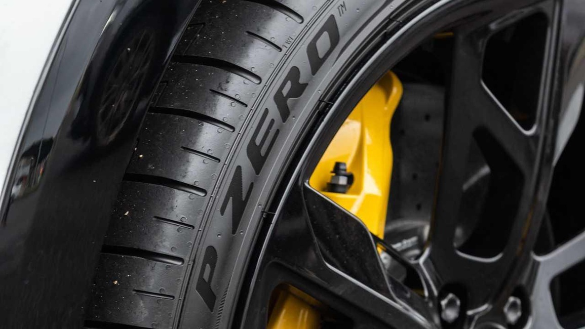 Tại sao xe điện không dùng chung lốp với ô tô truyền thống? - 4