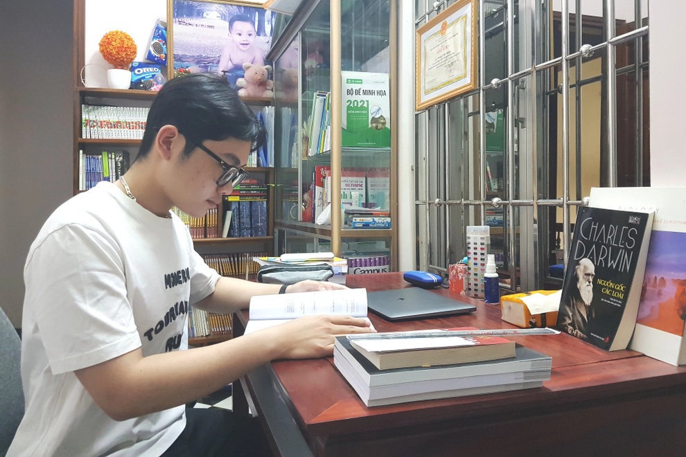 Nam sinh đạt điểm cao ở 2 khối xét tuyển, thích nghề y, yêu môn Văn - 1