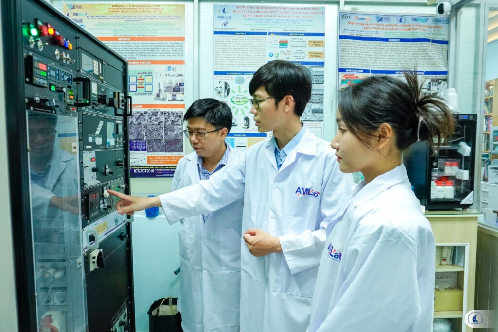 2024년 호치민시 우수 청년 시민으로 선정된 유일한 학생 - 2 Sinh viên duy nhất trở thành Công dân trẻ tiêu biểu TPHCM 2024 - 2