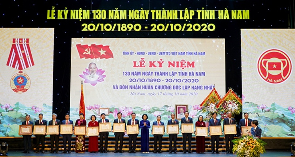 Hà Nam kỷ niệm 130 năm thành lập tỉnh, nhận Huân chương Độc lập hạng Nhất - 3 Hà Nam kỷ niệm 130 năm thành lập tỉnh, nhận Huân chương Độc lập hạng Nhất - 3