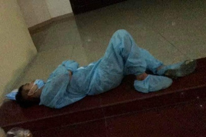 Nhìn lại 14 ngày làn sóng Covid-19 thứ tư bùng lên dữ dội, tăng 458 ca bệnh - 27 Nhìn lại 14 ngày làn sóng Covid-19 thứ tư bùng lên dữ dội, tăng 458 ca bệnh - 27