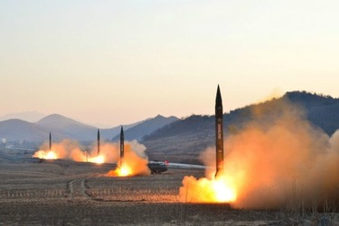 Nhật, Australia cam kết can thiệp nếu Triều Tiên tấn công Mỹ