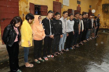 3 cán bộ Trung tâm GDTX trong đường dây làm bằng cấp giả quy mô lớn