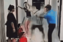 Xác minh vụ người đàn ông xăm trổ hành hung phụ nữ trong khu chung cư