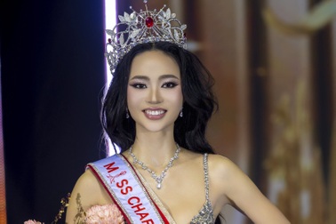 MC song ngữ cao 1,77m đăng quang Miss Charm Vietnam 2026