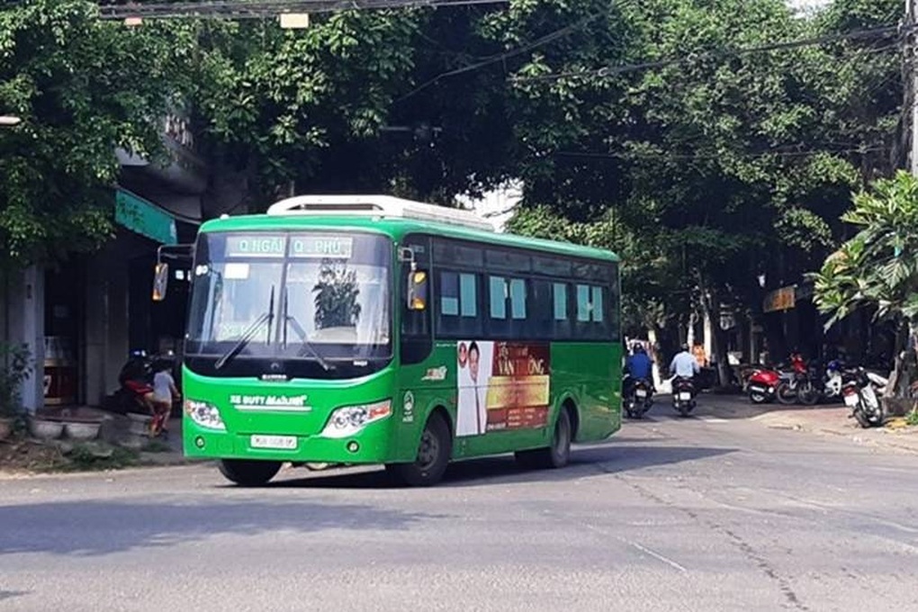 Nhiều đối tượng được miễn, giảm giá vé xe buýt - 1 Nhiều đối tượng được miễn, giảm giá vé xe buýt - 1