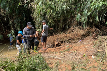 Tìm thấy thi thể người phụ nữ bị lũ cuốn 3 ngày trước