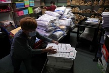 Ông Trump sẽ mất 8 triệu USD nếu muốn kiểm lại phiếu ở Wisconsin