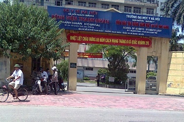 Con nợ bị đánh bất tỉnh tại cổng Bệnh viện Thanh Nhàn