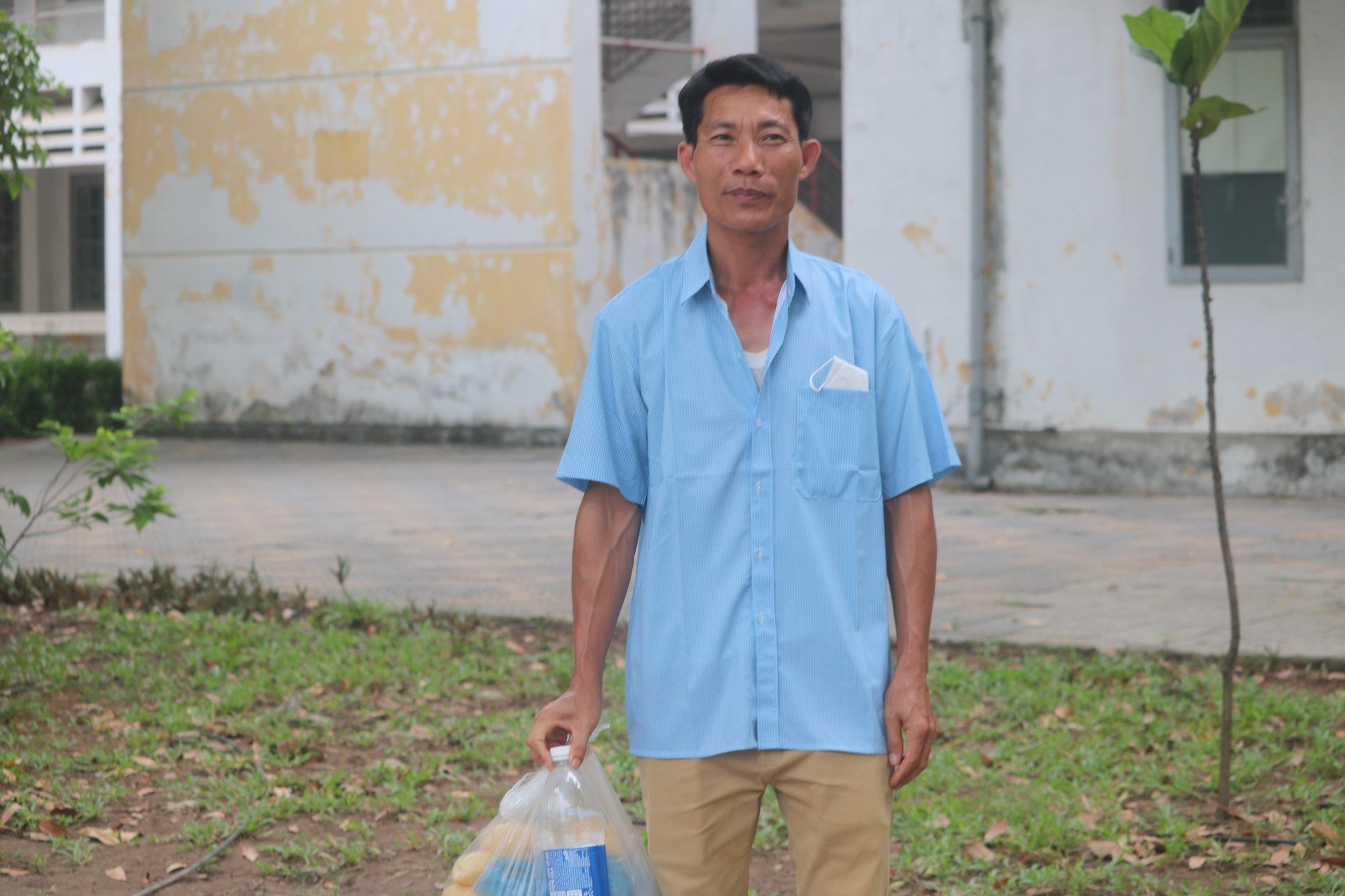 3h sáng, phụ huynh học sinh vượt hàng trăm km dự thi đánh giá tư duy - 4 3h sáng, phụ huynh học sinh vượt hàng trăm km dự thi đánh giá tư duy - 4