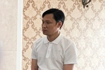 Bắt giam giám đốc lừa bán siêu xe Rolls Royce Phantom VIII