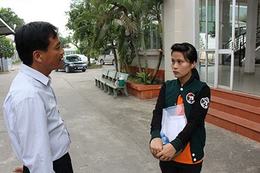 Báo động nạn mượn hồ sơ người khác xin việc