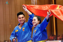 Vận động viên đoạt huy chương vàng nhận lương tiến sĩ