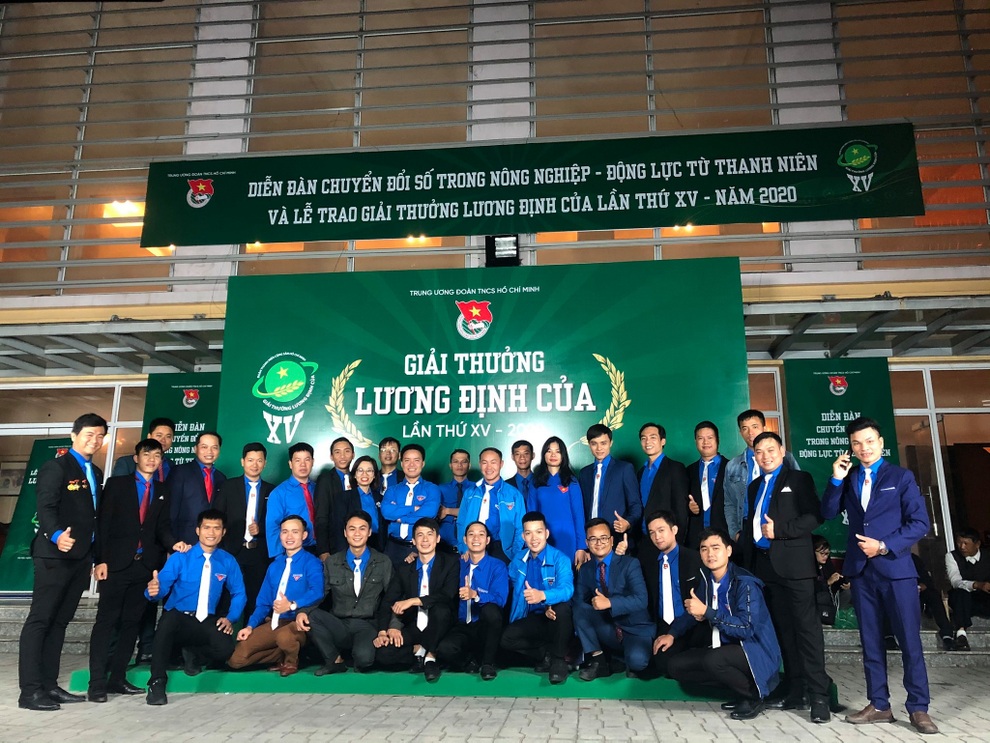 Sau 2 lần thất bại, chàng trai Quảng Bình quyết làm giàu bằng gà hữu cơ - 3 Sau 2 lần thất bại, chàng trai Quảng Bình quyết làm giàu bằng gà hữu cơ - 3