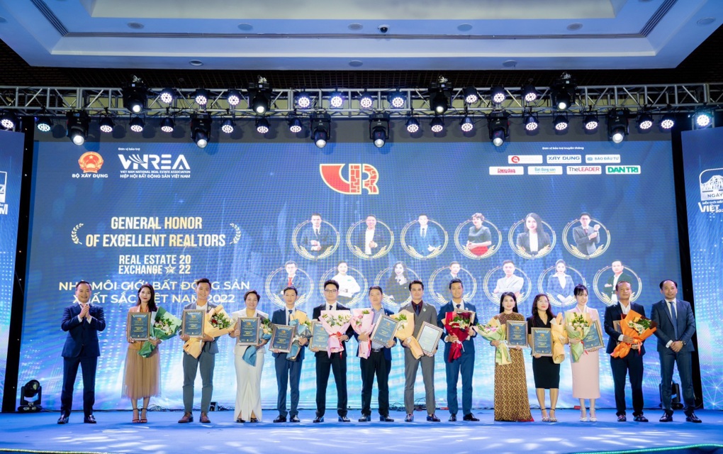 Mai Việt Land thắng 3 hạng mục giải thưởng trong ngành bất động sản - 3 Mai Việt Land thắng 3 hạng mục giải thưởng trong ngành bất động sản - 3